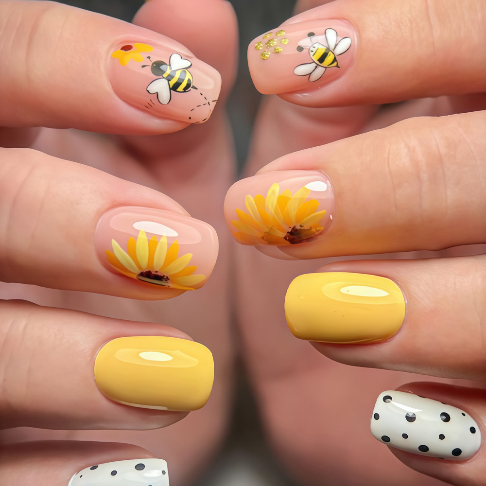 Short Square fake nails for wo - Pressed Flower Art review and price